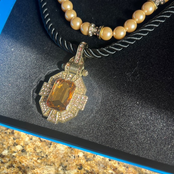 Vtg Heidi Daus 3 piece necklace set- canary yellow ornate pendant NIB - Picture 2 of 8